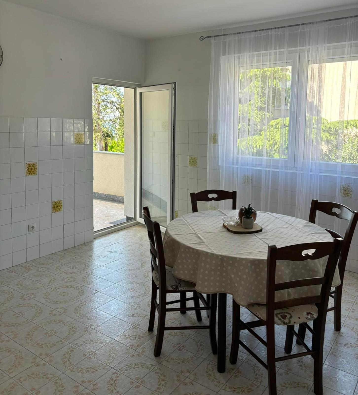 Helen Apartments Crikvenica Exterior foto