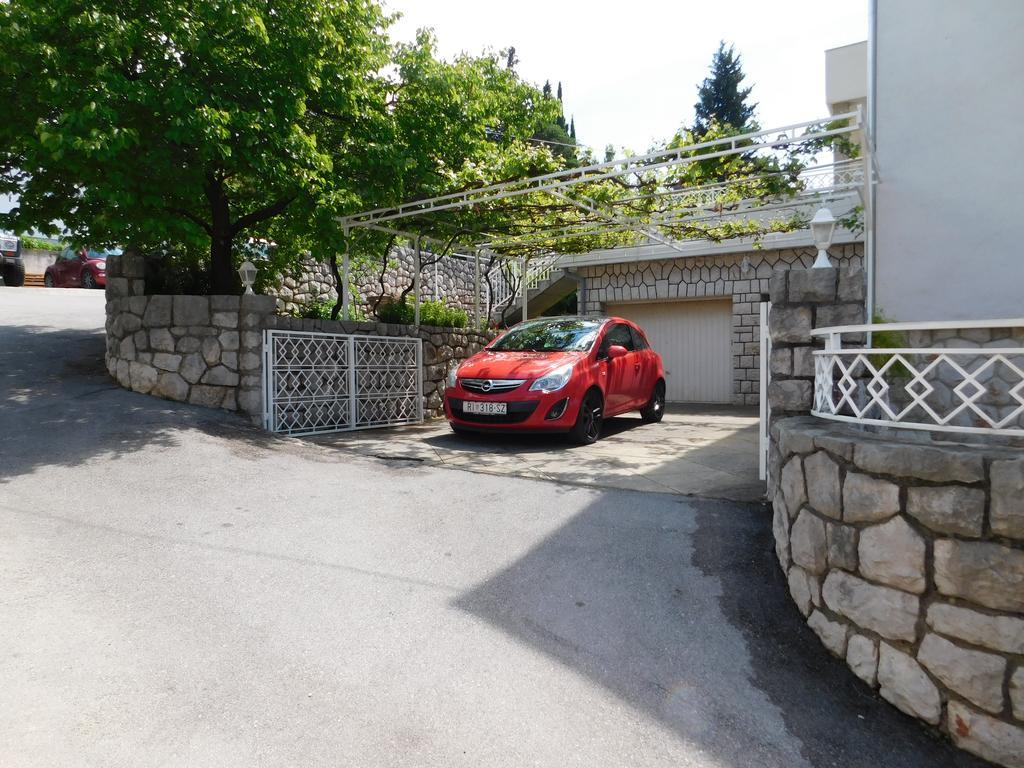 Helen Apartments Crikvenica Exterior foto